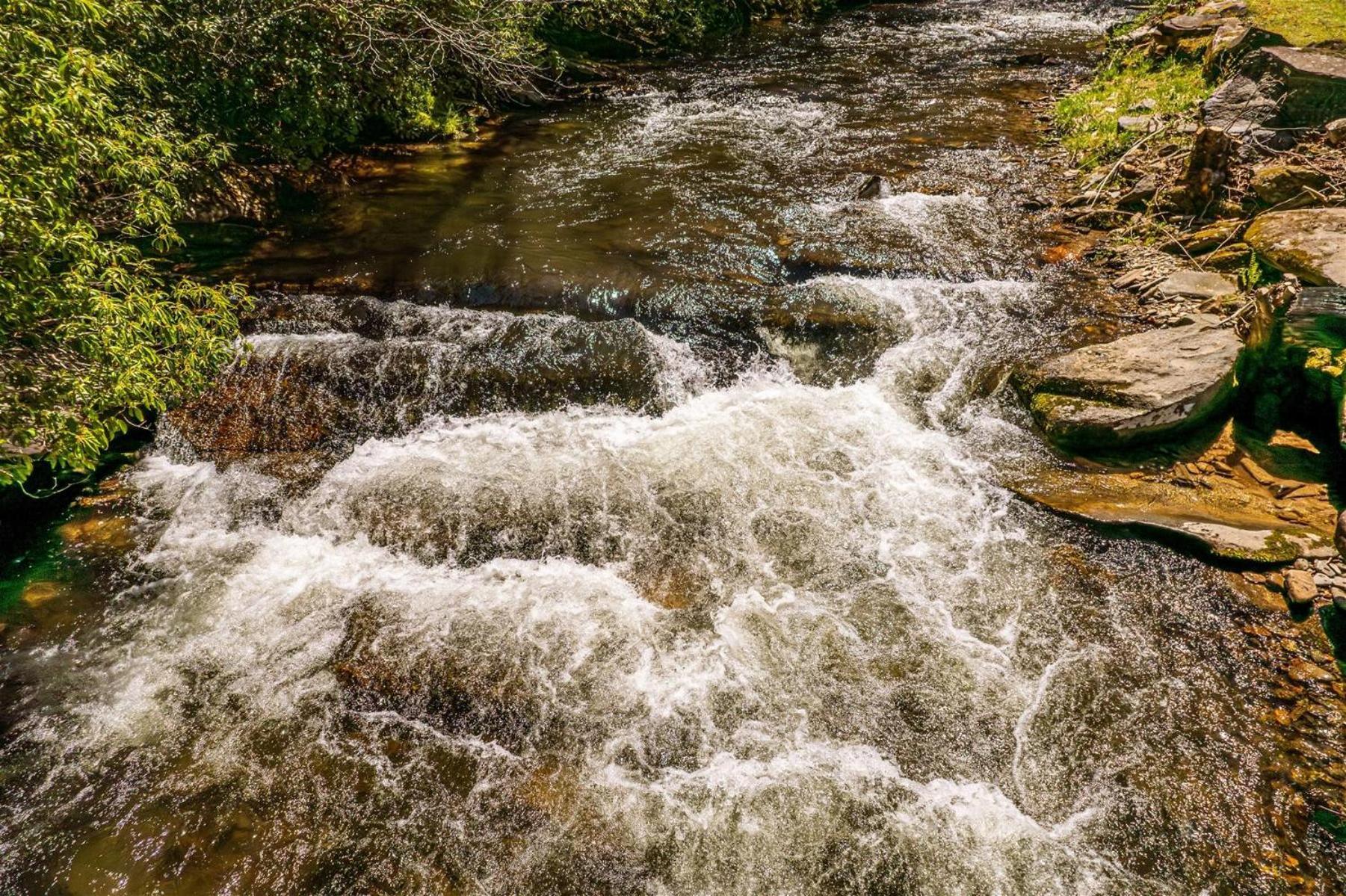 Waterfall Hideaway Брайсън Сити Екстериор снимка