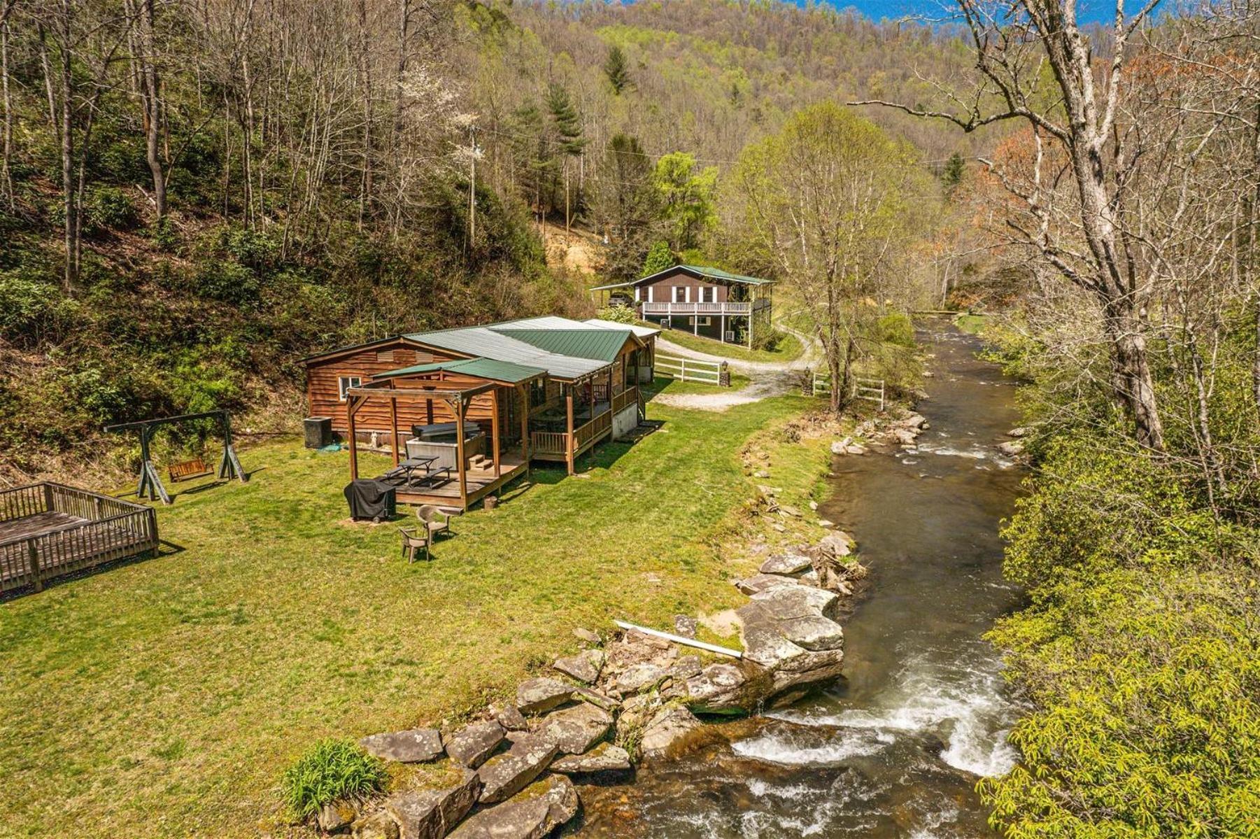 Waterfall Hideaway Брайсън Сити Екстериор снимка