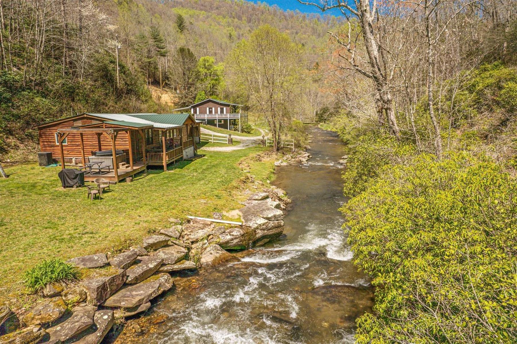 Waterfall Hideaway Брайсън Сити Екстериор снимка